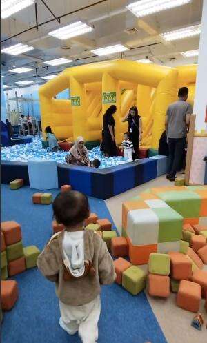 anak nyaman main dan tidur lebih nyenyak