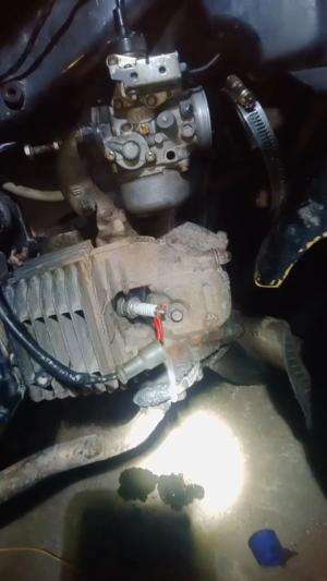 HONDA KHARISMA NGEBUUUUULLLL
 #ringpistonaus
 #ringsekhee
 #oveehoule
