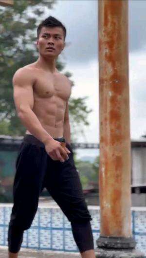 santui aja 
.
.
.
 # gym #santai #jalanmodel #bodygoals #binaraga #bodycontes 
