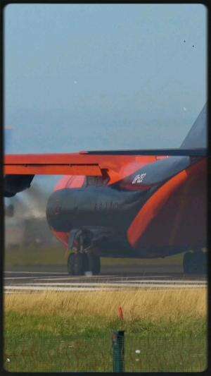 Airplane 