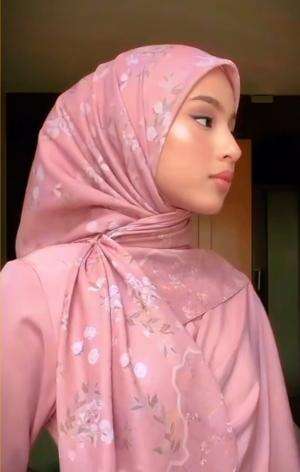 Hijab Tutorial 06 
 #hijab  #Hijabers  #hijabstyle  #tutorialhijab 