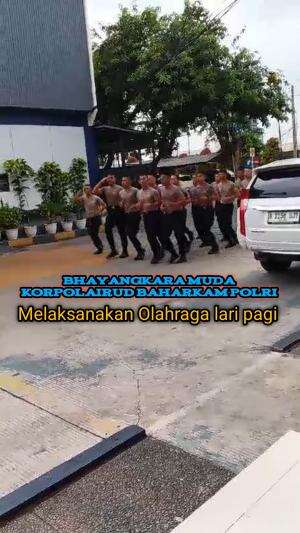Olahraga pagi, lari kecil Bhayangkara Muda Korpolairud Baharkam POLRI 
 #korpolairud
 #polairud 
 #polisiperairan 
 #polisiudara 
 #polriunt
