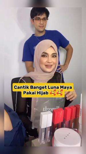 Luna Maya Pakai Hijab cantik banget 🥰 #lunamaya  #entertainment 