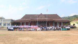  #CMI_NEWS  IDZNADA NIDAAN KHOFIYA 18  tahun Majalengka Pesantren Almadani Cikalong  MENEBAR KEBAIKAN dan MERAJUT KEDAMAIAN DALAM NUANSA ISL