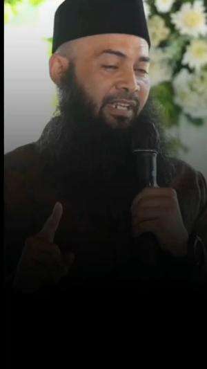 Sebuah Prinsip Dalam Rumah Tangga

#ustadzsyafiqrizabasalamah #cermahpendek #quotesislami #fyp 