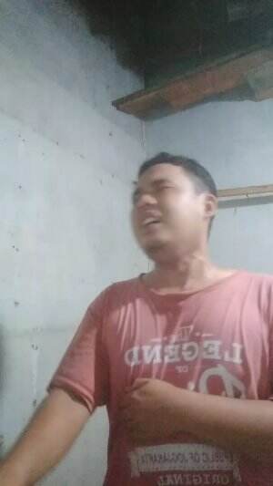 KDI2021 erik BOGOR. judul lagu menari di atas luka versi IRWAN.#online audition2021.mf lagunya ga sampe beres durasinya kepanjangan