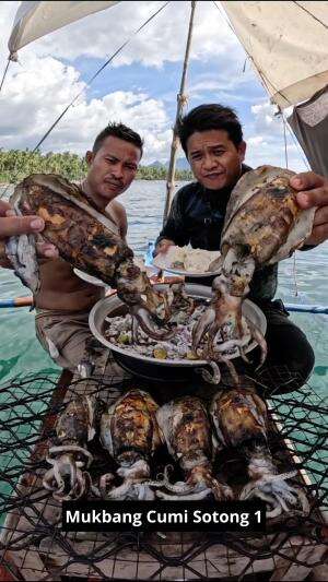 Mukbang Cumi Sotong 1 #Mukbang #CumiBakar #kuliner #RCTIPlus 