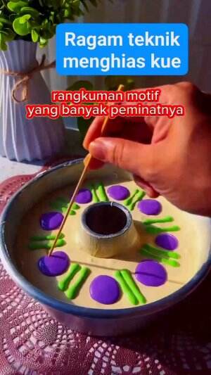 Tips Menghias Kue Biar Cantik😍

#Viral #fyp 