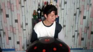 solois alat musik UFO (hangdrum/handpan) pertama d indo sejak 2016