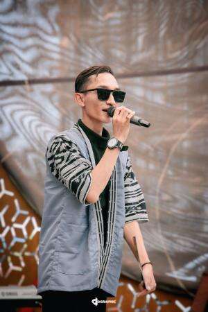 IDOLXIV_PUTRA NANARIAIN_27 TAHUN_KARAWANG_ZIVA_CUKUP
 #indonesianidolXIV  #onlineaudition 