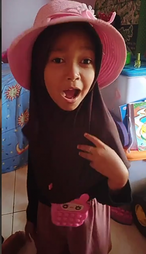 Itu ayah aku juga tau gakk.. 😍anakku yaa ampun dah..