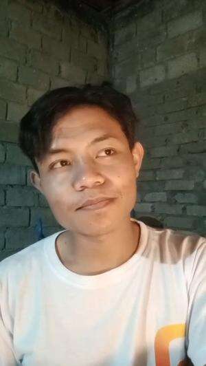 IDOL_XIII ARGA SETYO NUGROHO 25 TAHUN LUWUK BANGGAI I SEE THE LIGHT