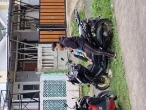 beginilah kalo anak dipegang ayah nyah tau tau dah manjat ajah😅 #ada aja kelakuan bocil  #Dasar paksu usil.. Ada ada aja kelakuannya  #RCTIP