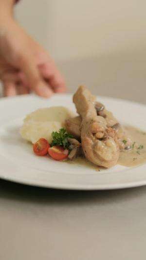 chicken fricassee yang simple dan pastinya enak banget