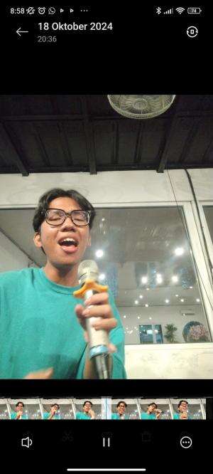 IDOL_XIII Evindo Ebrena Sinuhaji 21 Bandar Lampung When We Were Young