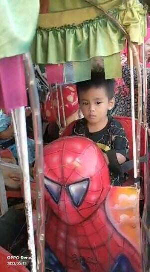 Naek odong odong
