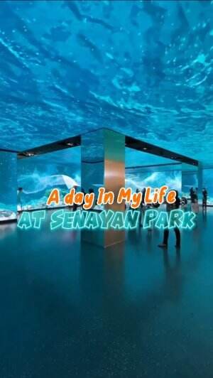 Chill with my little family at SPARK ‼️ One of the best mall in Jakarta ✅️Pemandangan Jakarta 360° ⁉️😱 Bantu Like, Vote & Share Guys ‼️🙏❤️