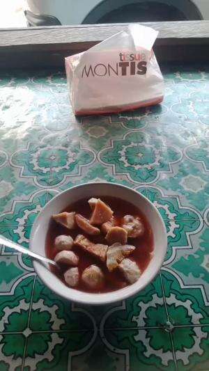 MAKWN PENTOL KUAH ENAK BANAR
 #makanbaks9
