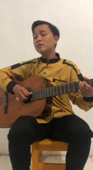 Agung Hoiruz Zaman_20 Tahun_Pangkal Pinang_Kullul Qulub
#voiceoframadangtv