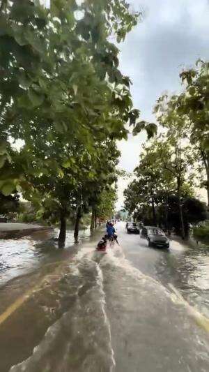 malah kaya di waterpark #videolucu #video 