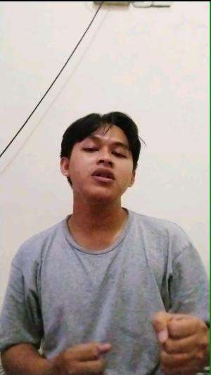 IDOL_XIII EGI ALFARES 23 TAHUN TEGAL I THINK THEY CALL THIS LOVE