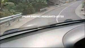 jalur alternatif dari Cilacap menuju Yogyakarta via pantai ayah # jalur extreme #tanjakan
