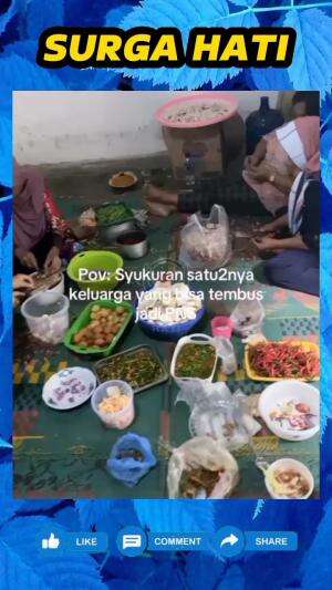 Keluarga ini sampai masak besar, saat salah satu anggota keluarga mereka berhasil menjadi PNS. 