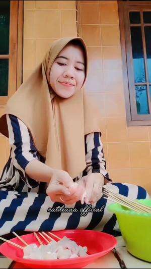 Tusuk tusuk daging untuk di bakar nanti sore, buat menu buka puasa🥳  #cooking  #fyp #fypシ゚viral #trending  #minivlog  #RCTIPlus  #HOTrctiplu