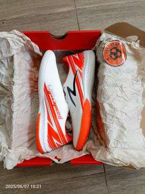 DISKON 60% SEPATU FUTSAL ORIGINAL
SPECS LIGHTSPEED 20 FWD IN
Rp.599.800 JADI Rp.275.000
DISKON ONGKIR Rp.10.000

VERI SPORT ORIGINAL GAK HAR