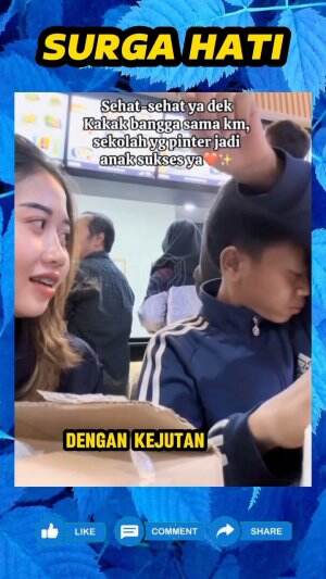 Dapat kejutan hp baru dari sang kakak, bocah ini tak berhenti mengusap air matanya karena sangat terharu.