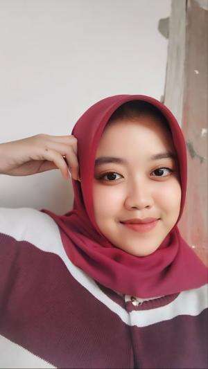 Nama : IIS SHOLICHAH
Umur : 21 tahun
Asal Daerah : Rembang
Judul lagu : Air Bunga 
 #KDIChallenge  #kdionlineaudition 