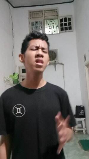 IDOL_XII ACHMAD FARISAK BEKASI LIFT ME UP
