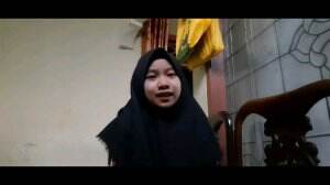 Husnia_23 thn_Jakarta_Arrobbu sholla X Robbi kholaq