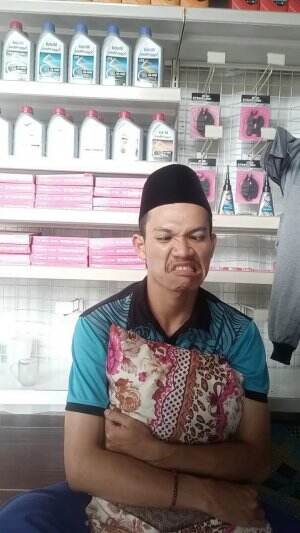 giliran gratis ajaaa mmm.. dahlah😏😌