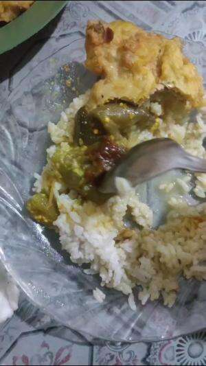 makan sodara
#Mukbang  #onlineauditonmci8AUDISIMASTERCHEFQSIKAROASTBEEFSALSABAGUETTE 
