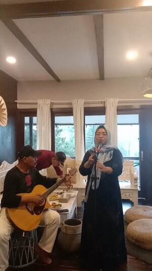 Ayunda Al Qasimi usia 31thn asal kota depok