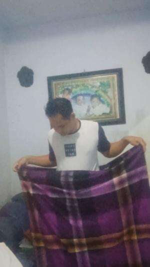 Karena hari SANTRI jadi kerja pakai outfit sarung dan baju putih



sederhana

tapi elegan
Mayan rakyat jelata, apa adanya aja
 #fyp  #fypシ 