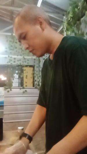 Sushi Salmon Roll Rock n Roll