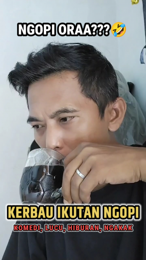 NGOPI ORAAA???🤣
#videolucu #lucu #hiburan #komedi #short 