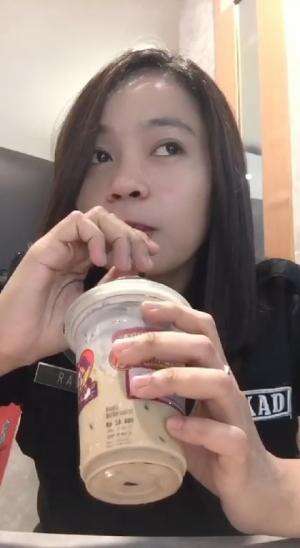 kupiiii cobaaa 🧃😂