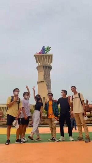 holiday at DUFAN with my best friend 💚