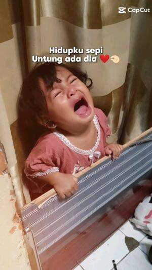 si tukang nangis kalau mamaknya beranjak dikit 😂 #RCTIPlus #RCTIoke 