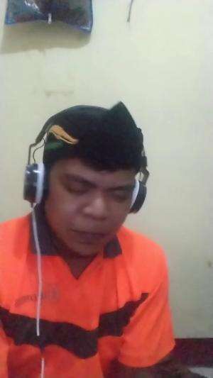 kdi 2021 nama:riki setiawan asal:padalarang umur :29 tahun judul lagu Bunga  versi thomas arya#onlineauditionKDI2021