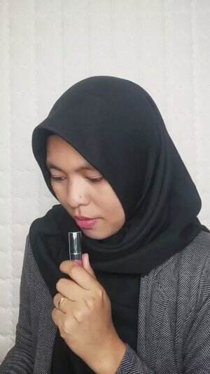 gemetar tanganku mah 🤣