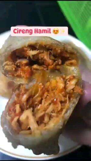 Cireng bikin ngiler 😊🤏🏻👍🏻 #Cireng #reviewmakanan #makananviral #Masak #gorengcireng #enak #viralreels 