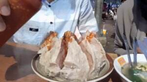 Mukbang baso rudal khas kota tua ( Jakarta)