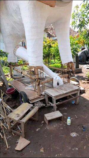 proses pembuatan arak arakan gajah putih palimanan