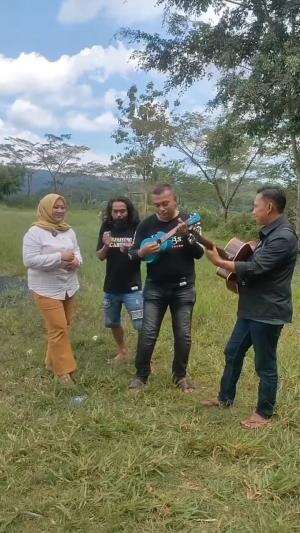 salah posisi


 #barudakwell  #komedisunda 