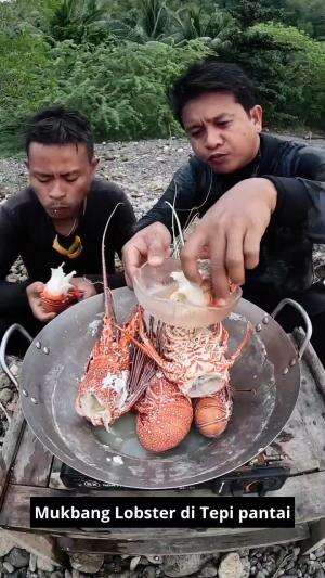 Mukbang Lobster di Tepian Pantai #Mukbang #Lobster #pantaiLosari #RCTIPlus 
