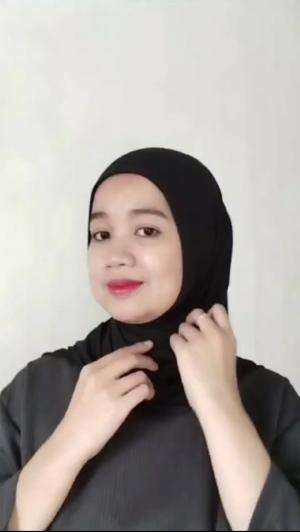 Rambut rontok berkurang pake produk satu ini

#putrihairtonic 
#perawatanrambutrontok 